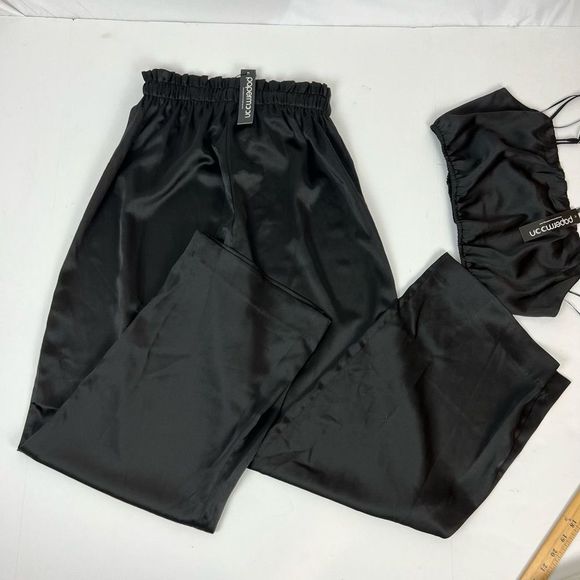 NWOT Paper Moon NWT Black Satin Two Piece Crop Top Set Womens Size Small - Picture 2 of 16